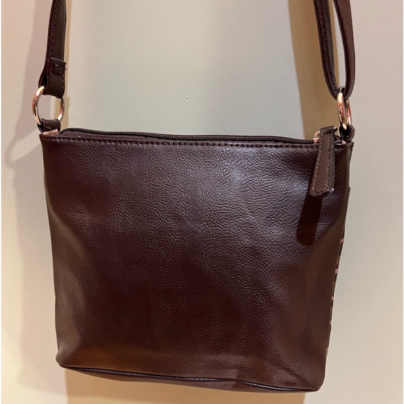 Nine West Cheetah Crossbody Purse - Picture 5 of 10